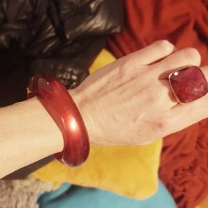 VTG Moon Glow Lucite Asymmetrical Bangle Bracelet